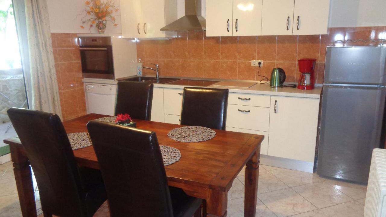 Apartments Moreta Biograd Na Moru Zewnętrze zdjęcie