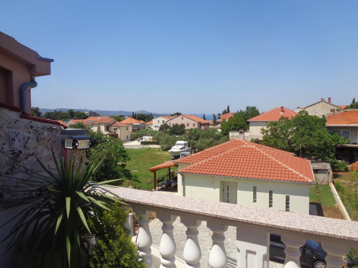 Apartments Moreta Biograd Na Moru Zewnętrze zdjęcie